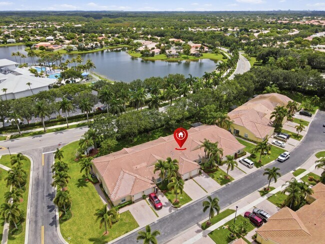 Building Photo - 9363 Bridgeport Dr