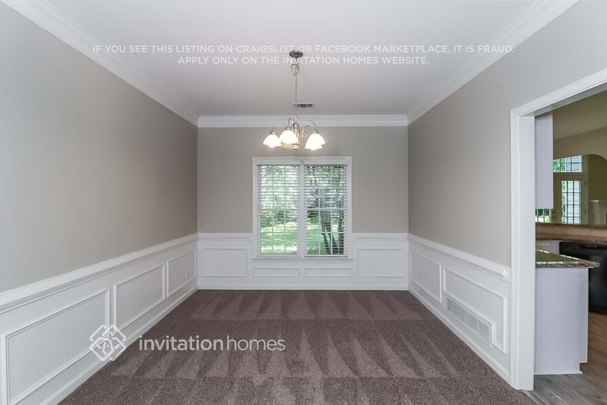 Building Photo - 3843 Laurel Dr NW