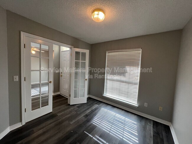 Building Photo - 4830 Timberland Dr