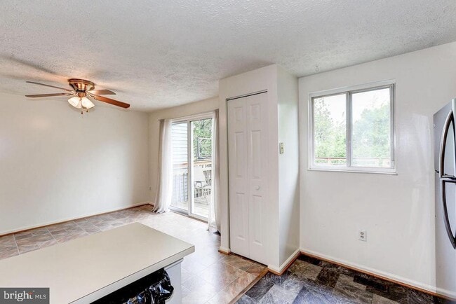 Building Photo - 10117 Shelldrake Cir
