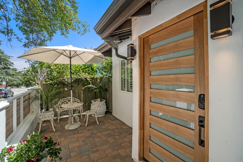 Building Photo - 4230 Van Nuys Blvd