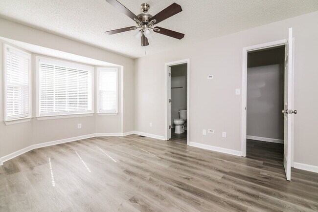 Building Photo - 4304 Candle Ct