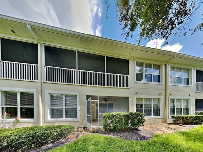 Building Photo - 5049 Maxon Terrace