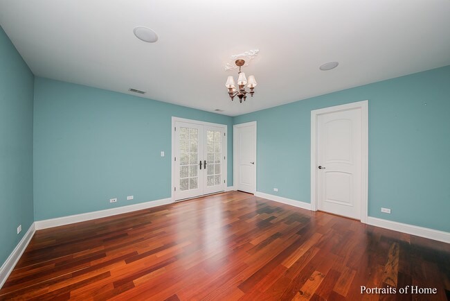 Building Photo - 5S550 Radcliff Rd