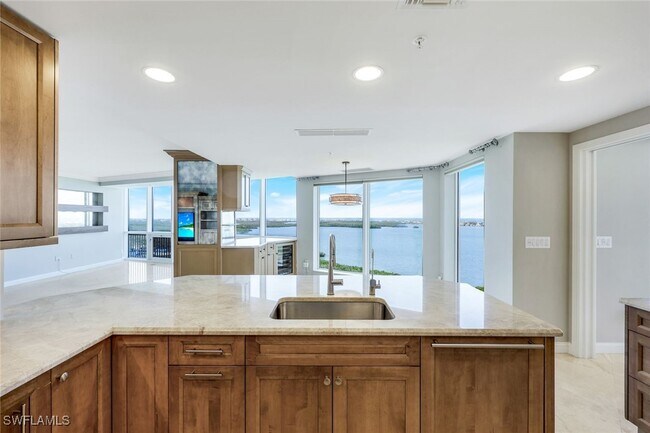 Building Photo - 4801 Bonita Bay Blvd