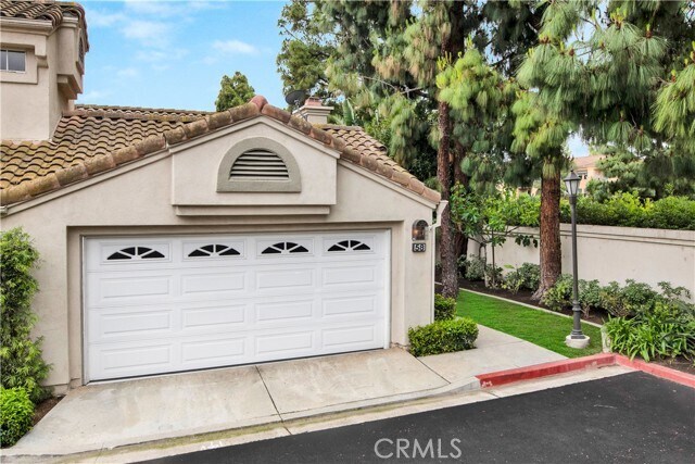 Primary Photo - 58 Almador