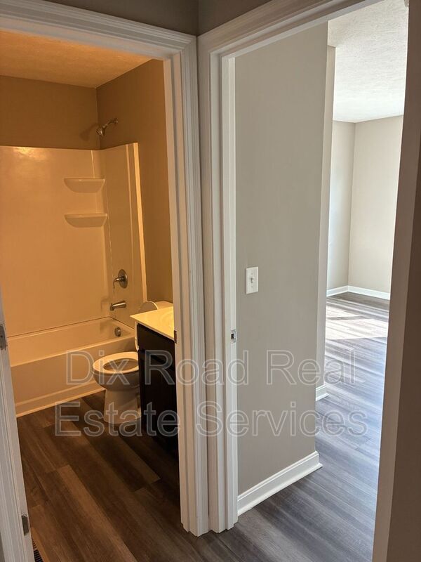 Building Photo - 2129 Pumpkin Ridge Ct