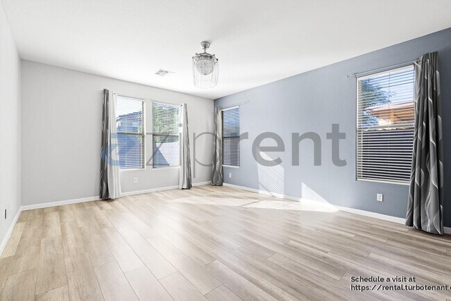 Building Photo - 45513 W Starlight Dr