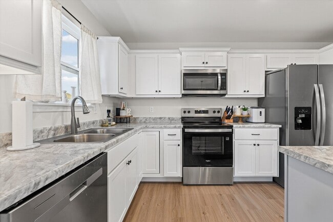 Building Photo - 5909 Serviceberry Terrace