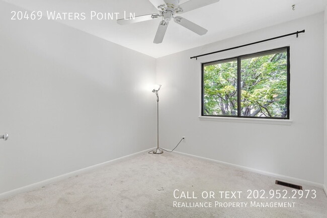 Building Photo - 20469 Waters Point Ln