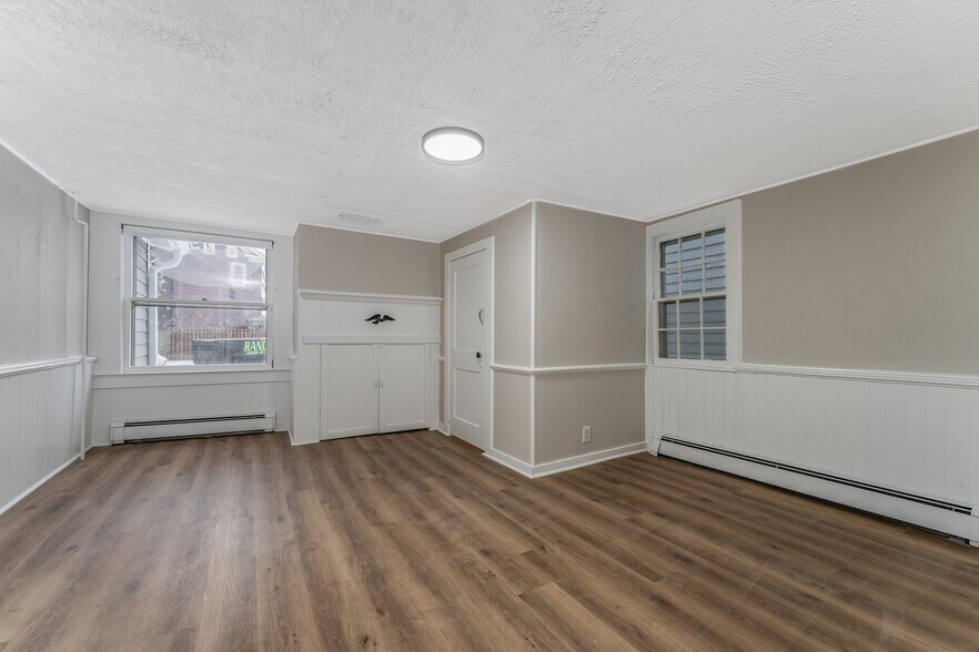 Building Photo - 20 Park Ave