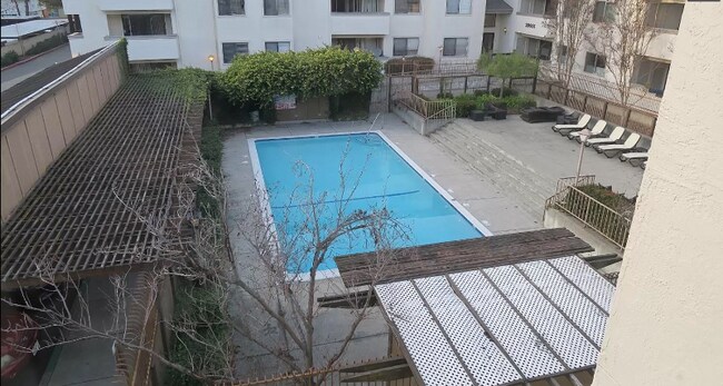 Building Photo - 39993 Fremont Blvd