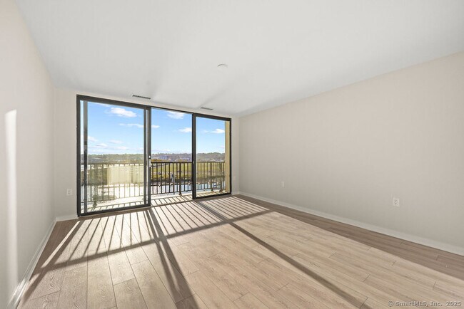 Building Photo - 100 Seaview Ave
