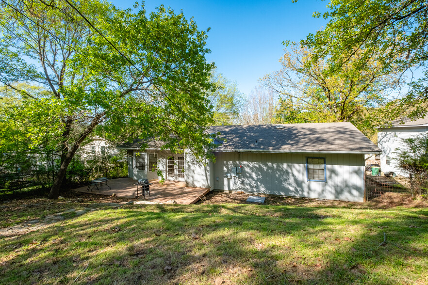 Building Photo - 12 Rio Grande Forest Dr