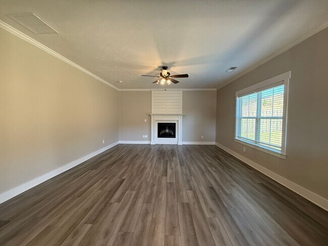 Building Photo - Spacious 4BR/3.5BATH home in the Wrights Farm neighborhood of Grovetown, GA - Available now!!