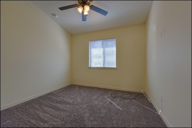 Building Photo - 7077 Luz De Sol Dr