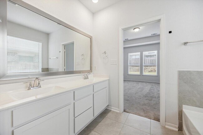 Building Photo - 367 Cherrystone Loop