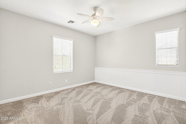 Building Photo - 20823 W Western Dr