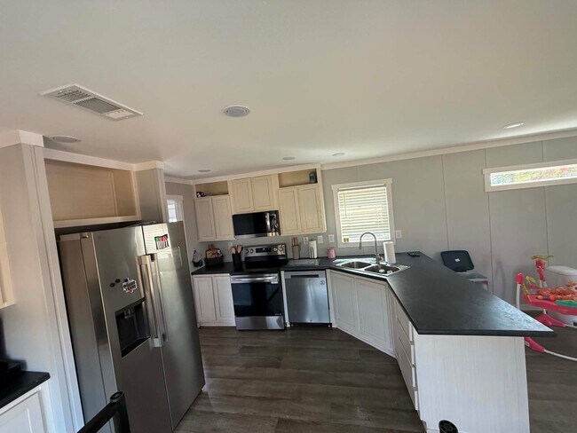 Building Photo - 13891 FM 17