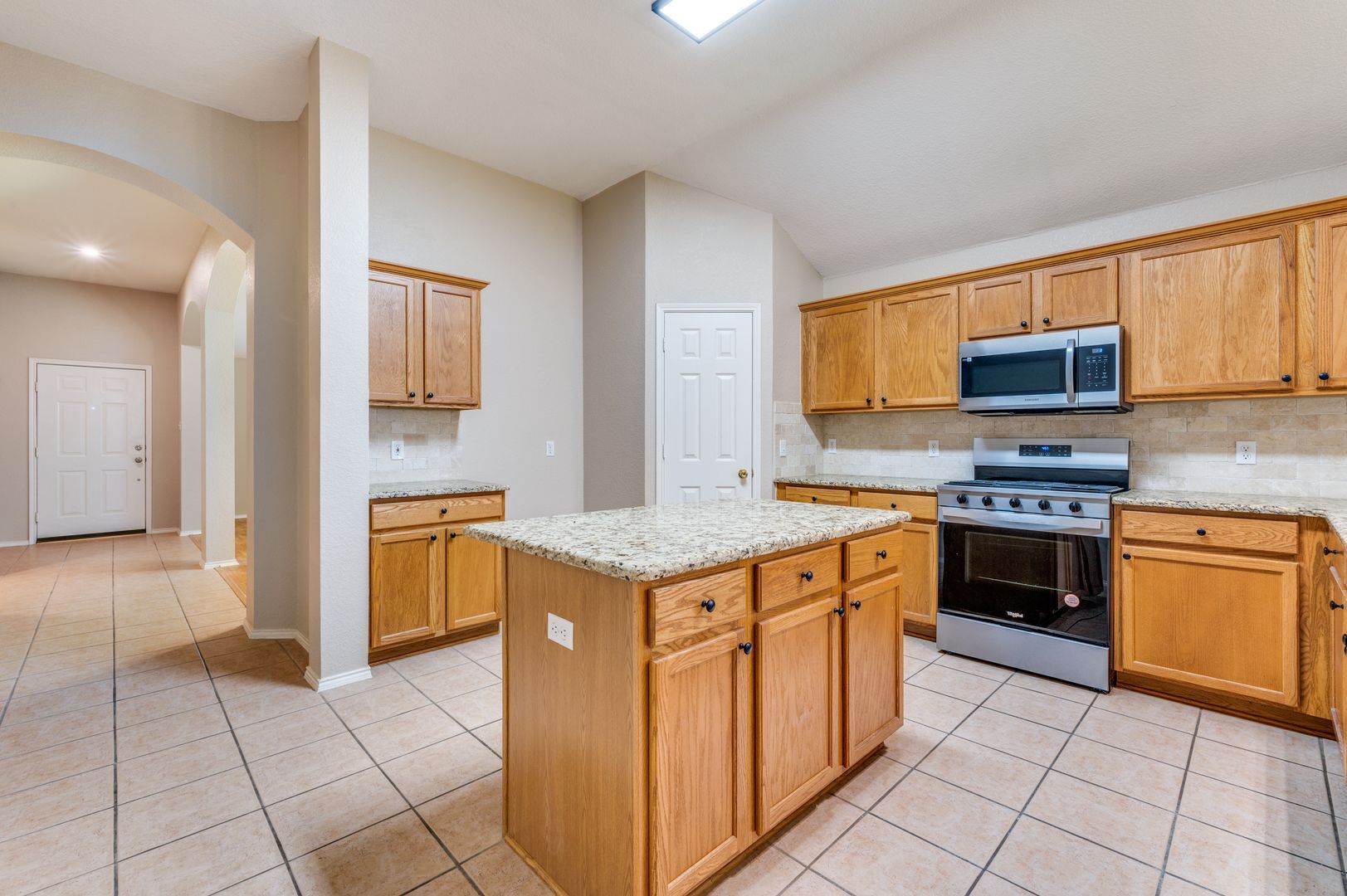 Building Photo - 1117 Red Hawk Dr