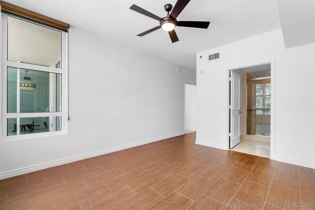 Building Photo - 3720 S Ocean Blvd