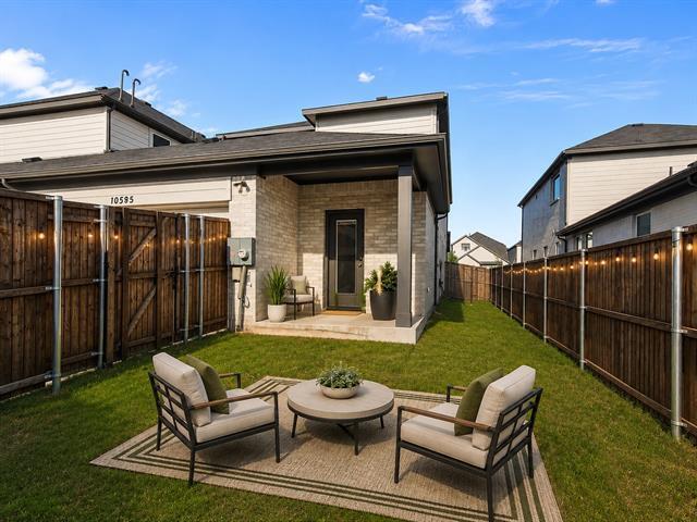 Building Photo - 10595 Downy Cup Dr