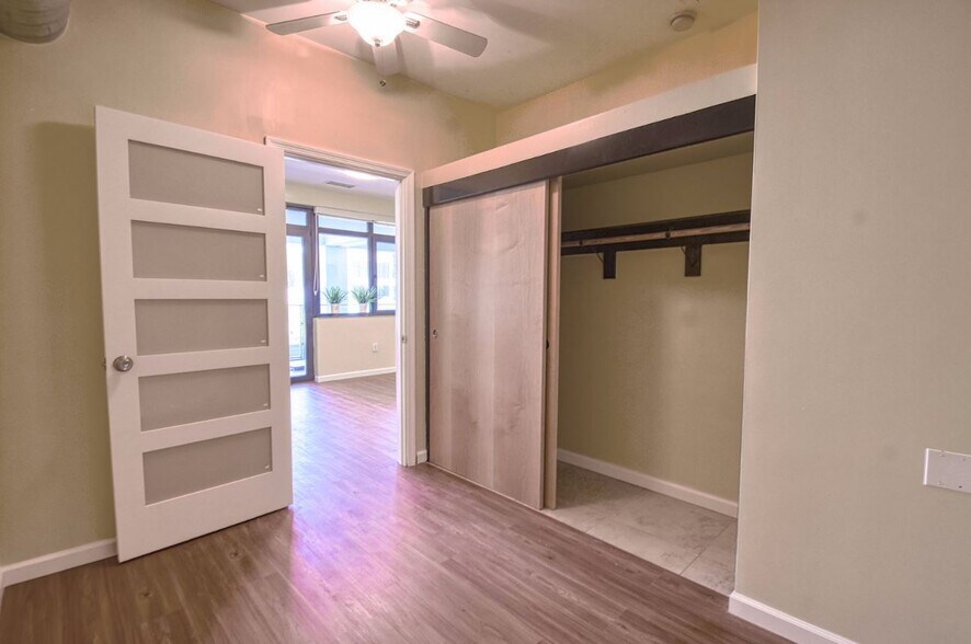 Building Photo - 1551 4th Ave