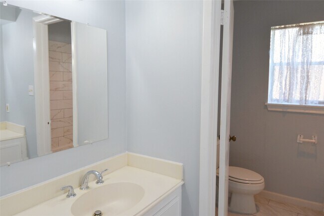 Building Photo - 6707 Las Brisas Dr