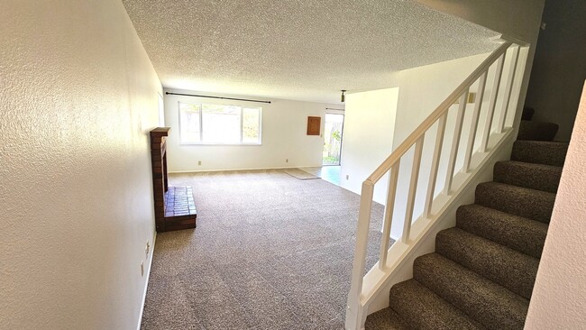Building Photo - 1602 SE 145th Ct
