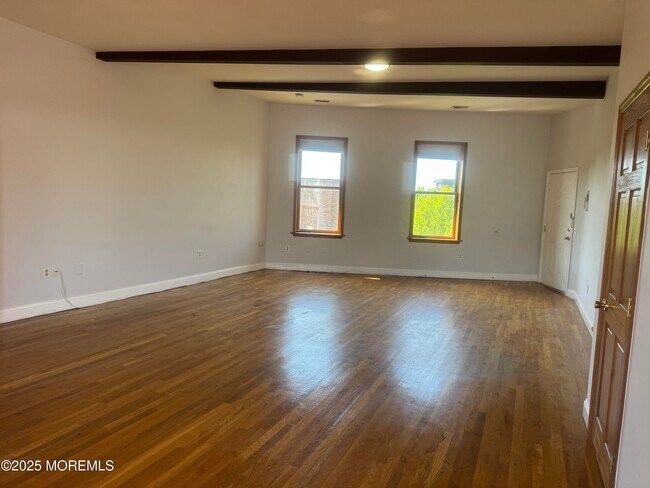 Building Photo - 625 Cookman Ave