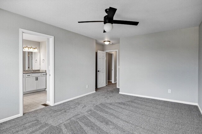 Building Photo - 7585 Alpine Daisy Dr