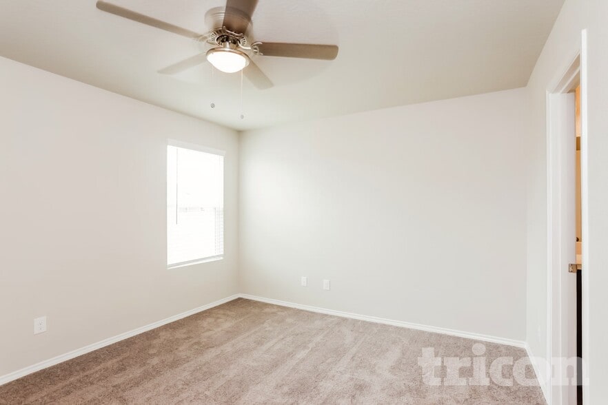 Building Photo - 8518 Amistad Cove