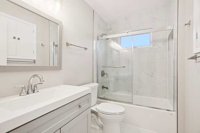 Building Photo - 1321 Heatherfield Ln