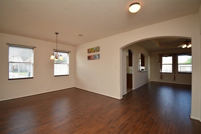 Building Photo - 26114 Silver Timbers Ln