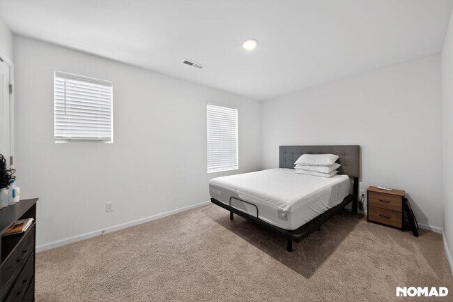 Building Photo - 4 Bedroom 2.5 Bath Home in Rocky Mount