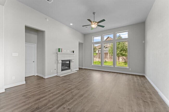 Building Photo - 130 Bloomhill Pl