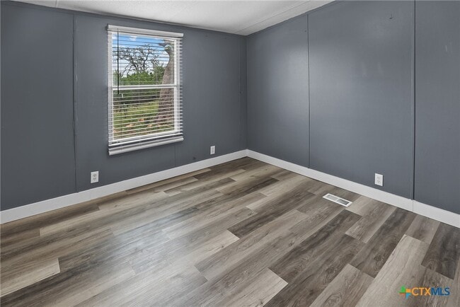 Building Photo - 154 Oak Lawn Dr