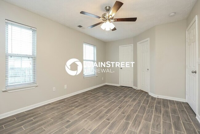 Building Photo - 3 Bedroom Pet-Friendly Home in MADISON, TN...