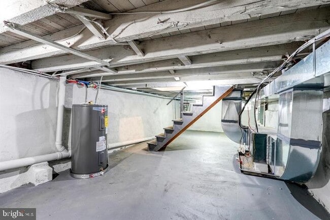 Building Photo - 160 East St