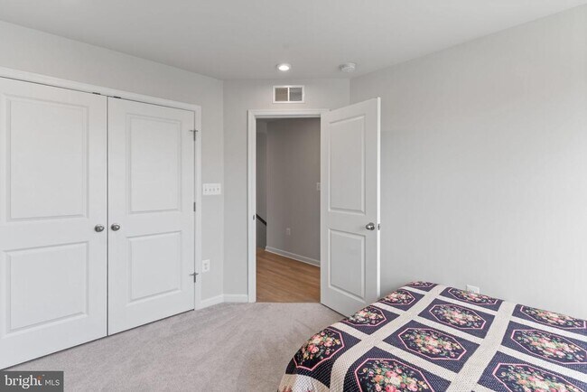 Building Photo - 18277 Summit Pointe Dr