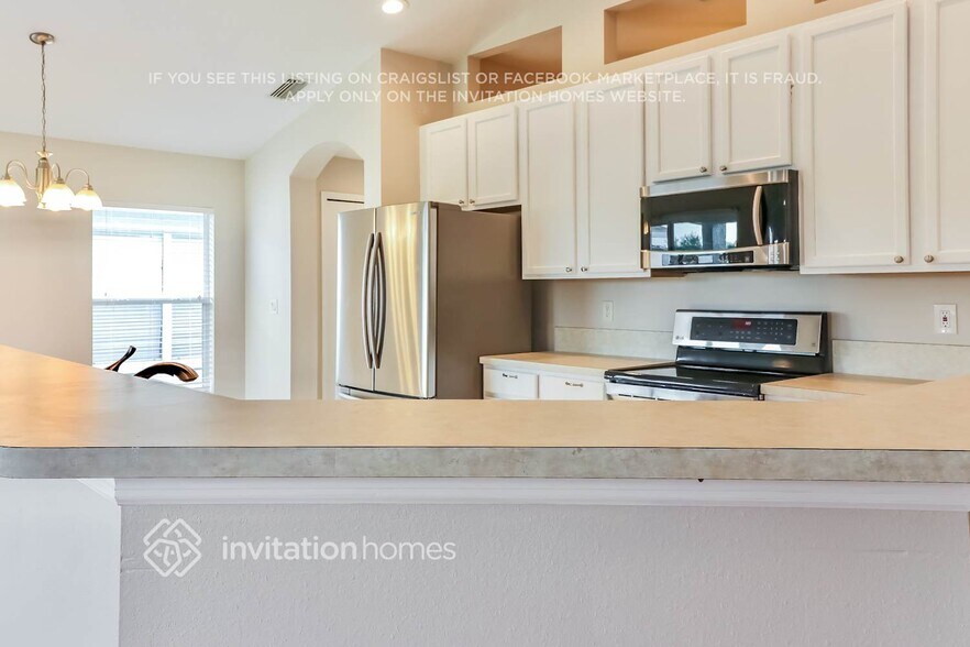 Building Photo - 22851 Hawk Hill Loop