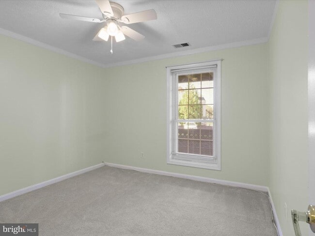 Building Photo - 10064 Oakton Terrace Rd