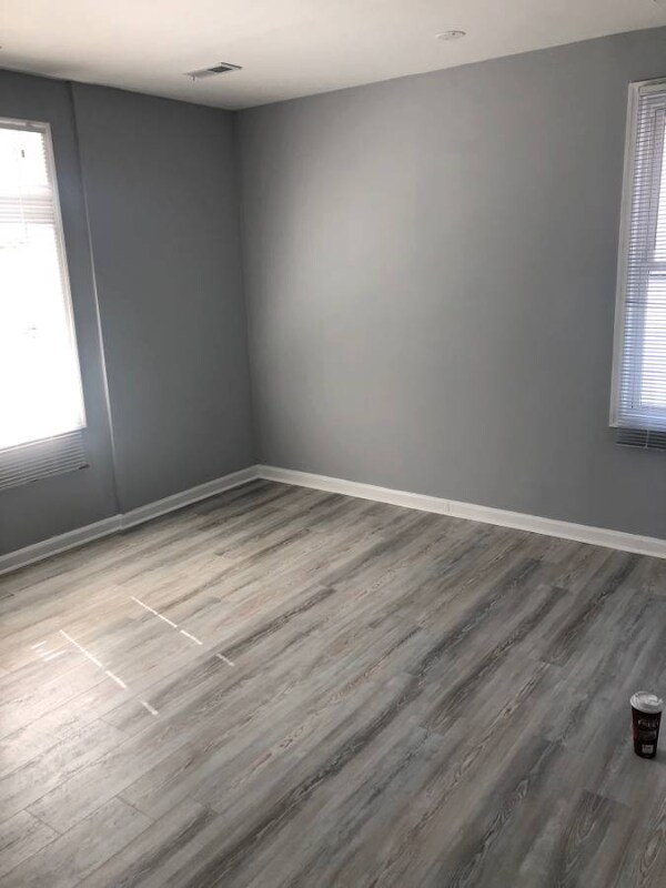 Building Photo - 511 Beaumont Ave
