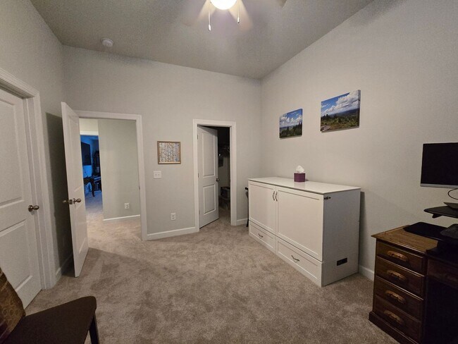 Building Photo - 74 Hawk Ridge Dr