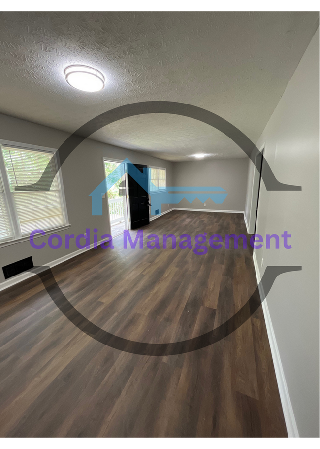 Building Photo - The Grand Avenue 4 Bedroom For Rent in Ellenwood
