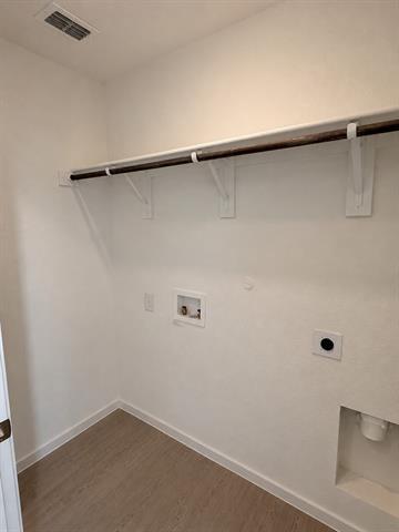 Building Photo - 427 Bower Dr