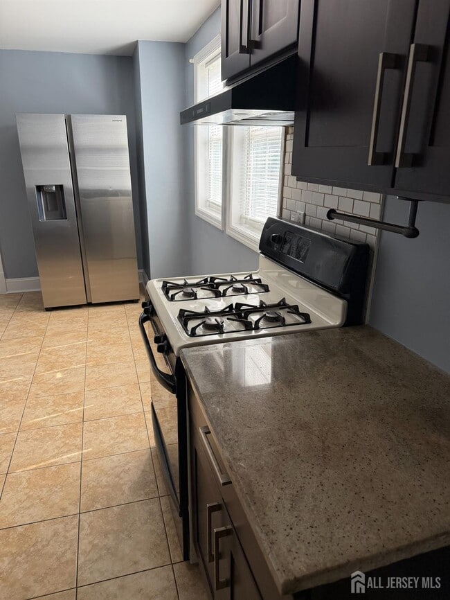 Building Photo - 1201 Central Ave