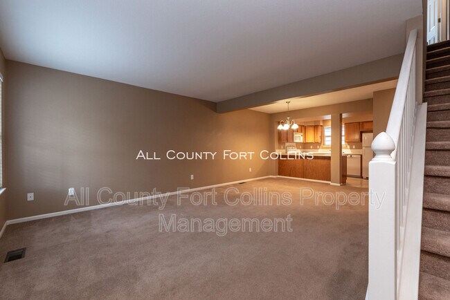 Building Photo - 4521 Starflower Dr