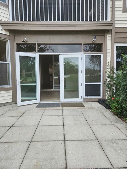 Building Photo - 1208 Clays Trl