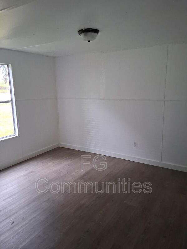 Building Photo - 1754 Zion Rd